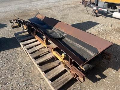 Up For SAle Is A GomAco Curb MAchIne Custom 18 In x 10 ft Conveyor.