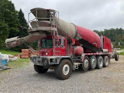 INDIANA PHOENIX CONCRETE MIXER Mixer / Ready Mix / Concrete Truck