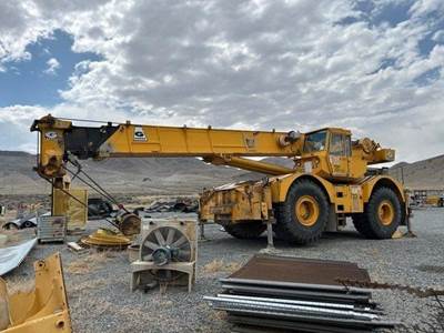 Grove RT65S 40-Ton Rough Terrain Crane