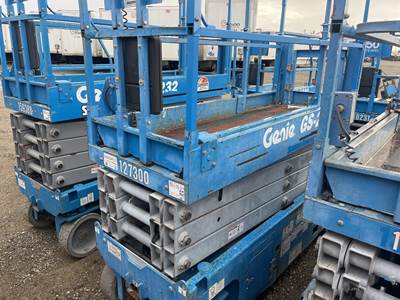 Genie GS-2632 Scissor Lift - 26ft Working Height