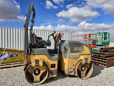 Volvo DD35B Smooth Drum Roller Compactor