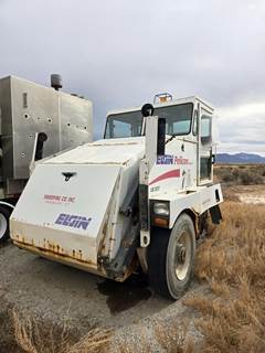 Elgin Pelican Sweeper