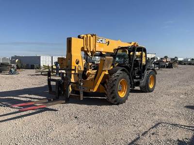 JCB 510-56 Telehandler - 10000lb Capacity, 56ft Lift Height