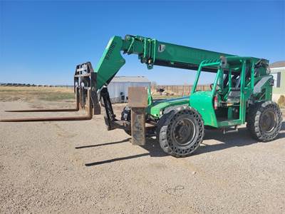 SkyTrak 10054 Telehandler - 54ft Lift Height