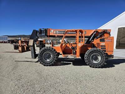 SkyTrak 10054 Telehandler - 10000lb Capacity, 54ft Lift Height