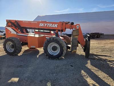 SkyTrak 10054 Telehandler - 10000lb Capacity, 54ft Lift Height