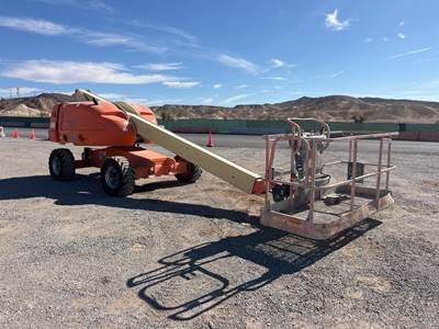 JLG 400S Telescopic Boom Lift