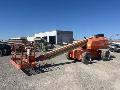 JLG 600S Telescopic Boom Lift - 1000lb Capacity