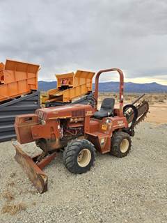 Ditch Witch 3700 Trencher