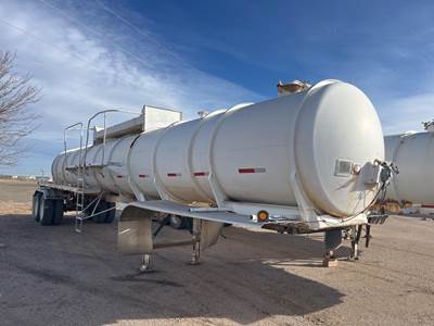 Fruehauf 5500 GAL Water Tank Trailer