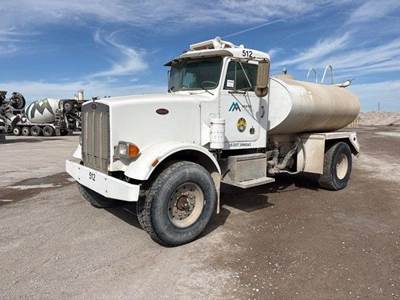 Peterbilt 348 Water Truck