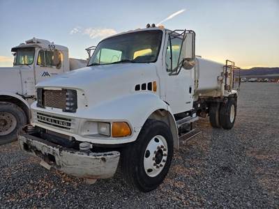 Sterling L7500 Water Truck