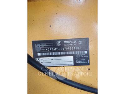 Caterpillar AP-300 Asphalt Paver