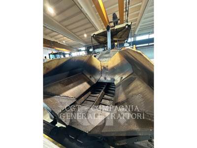 Caterpillar AP-600D Asphalt Paver