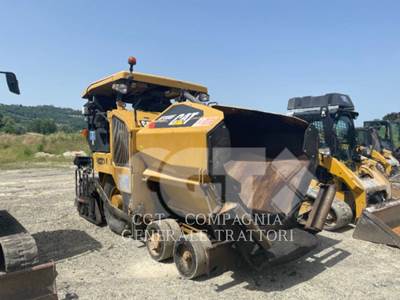 Caterpillar AP300F Asphalt Paver