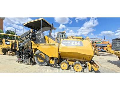Caterpillar AP600F Asphalt Paver