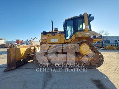 Caterpillar D6M Dozer