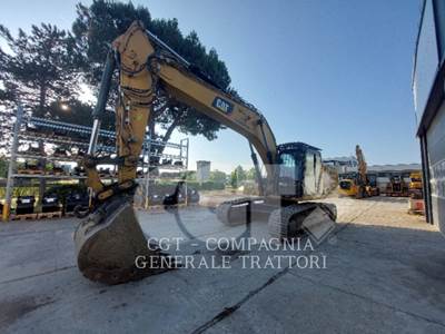 Caterpillar 330 Excavator