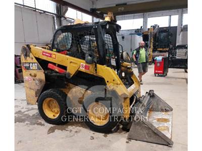 Caterpillar 226D Skid Steer