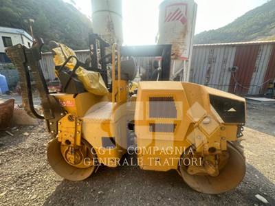 Caterpillar CB22 Smooth Drum Roller Compactor