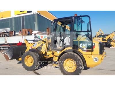 Caterpillar 908M Wheel Loader