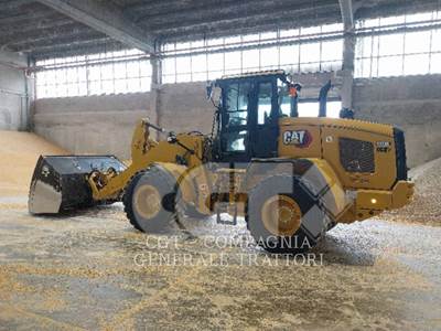 Caterpillar 930M Wheel Loader