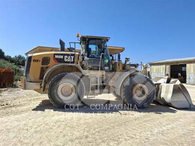 Caterpillar 966M Wheel Loader