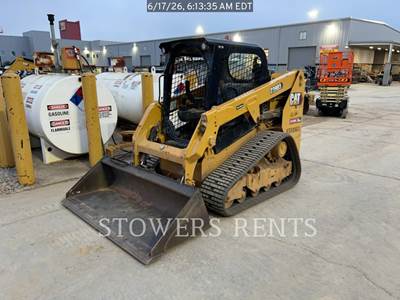 Caterpillar 239D3 Compact Track Loader