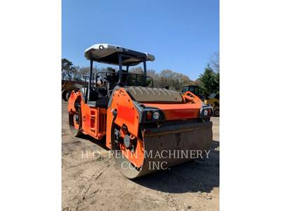 Hamm HD120I Smooth Drum Roller Compactor