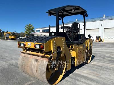 CB7 Smooth Drum Roller Compactor