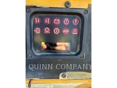 Caterpillar AP-1055D Material Transfer Vehicle