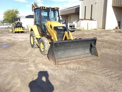 Caterpillar 420 XE Backhoe