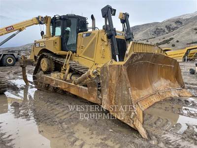 Caterpillar D8T Dozer