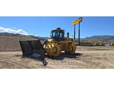 Caterpillar 826H Landfill Compactor