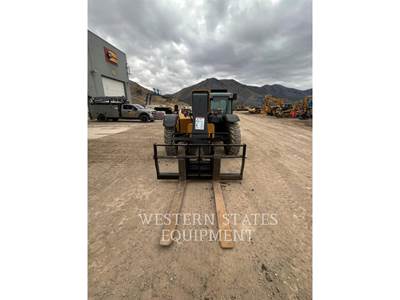 Caterpillar TL943C Telehandler
