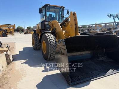 Caterpillar 938M Wheel Loader