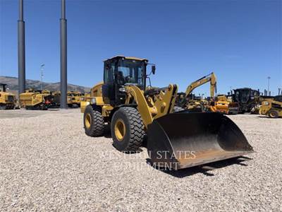 Caterpillar 938M Wheel Loader
