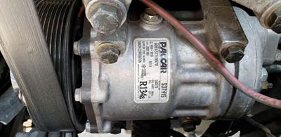 Paccar 579 A/C Compressor for a Peterbilt 579