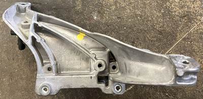 Kenworth T680 Air Cleaner / Air Filter Housing