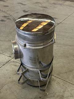 Kenworth T800 Air Cleaner / Air Filter Housing