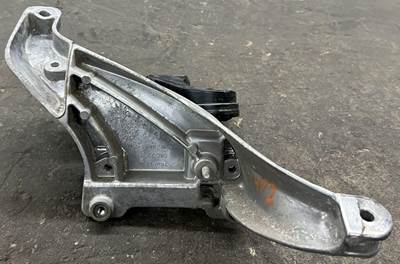 Kenworth T880 Air Cleaner / Air Filter Housing