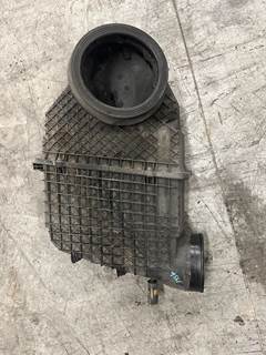 Kenworth T880 Air Cleaner / Air Filter Housing