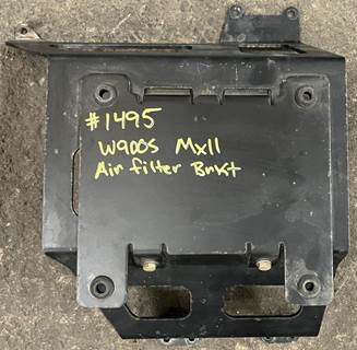 Kenworth W900S Air Cleaner / Air Filter Housing