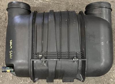 Kenworth W900S Air Cleaner / Air Filter Housing