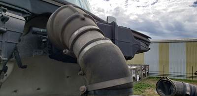 Peterbilt 579 Air Cleaner / Air Filter Housing