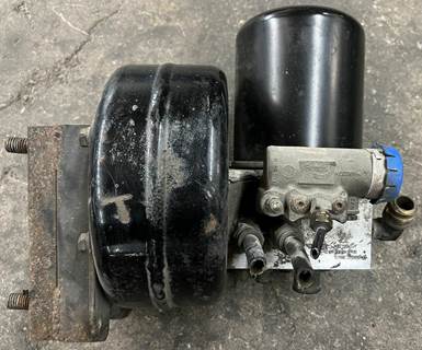 Peterbilt 567 Air Dryer