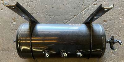 Kenworth T370 Air Tank