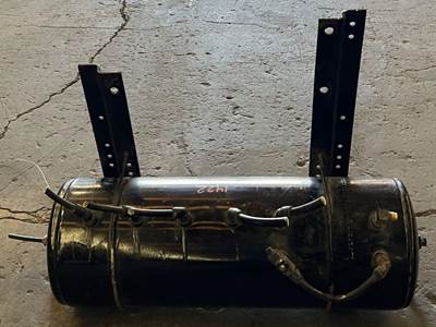 Kenworth T880 Air Tank