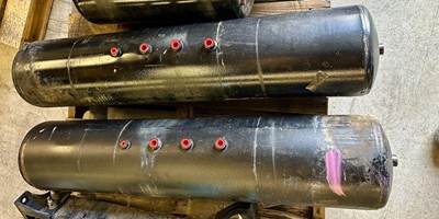 Peterbilt 365 Air Tank