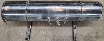 Peterbilt 387 Air Tank